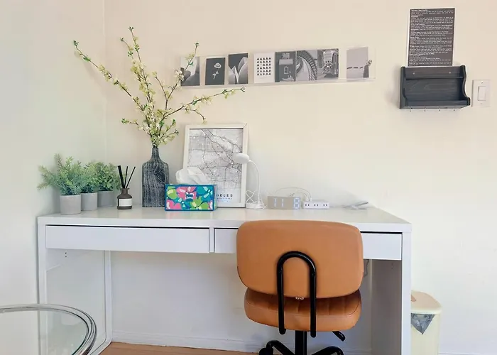 Coastal Comfort Homestay In West Los Angeles